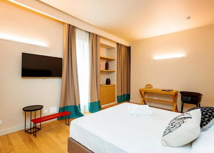 Politeama ホテル 4*