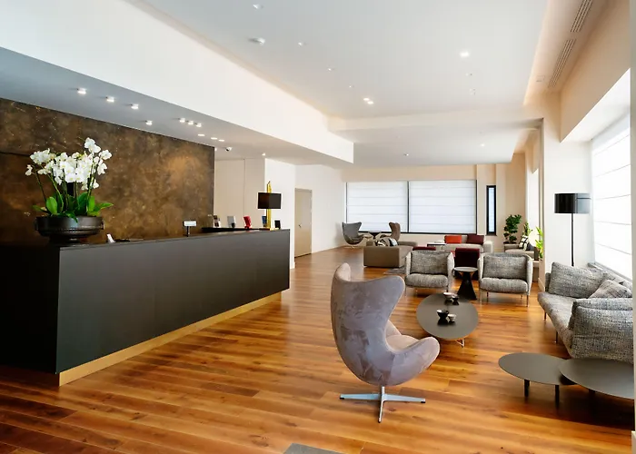 Politeama ホテル 4*