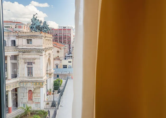 ホテル Politeama 4*