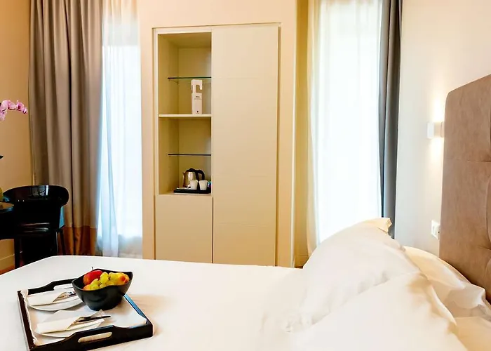 Politeama ホテル 4*