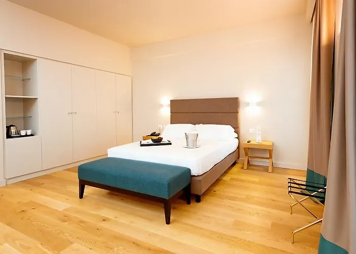 ホテル Politeama パレルモ